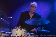 DSC05669-2026-02-21-Boris-van-der-Lek-Jazzfluencers-@-Podium-aan-Zee-by-Iwan-de-Brabander_resultaat